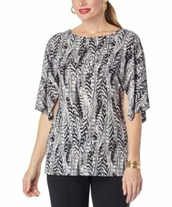 Deals 🎉 IMAN Global Chic Caped Knit Top Baby Blue Feather 😍