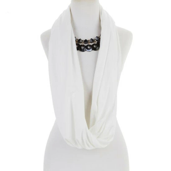 Brand new 🤩 IMAN Global Chic Infinity Scarf Necklace Ivory ❤️ - Image 4